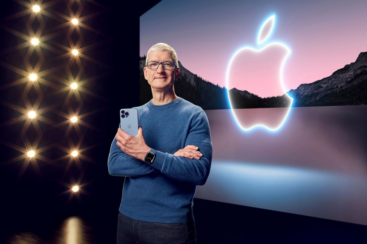 Тим Кук предложил перейти на Android недовольным владельцам iPhone.