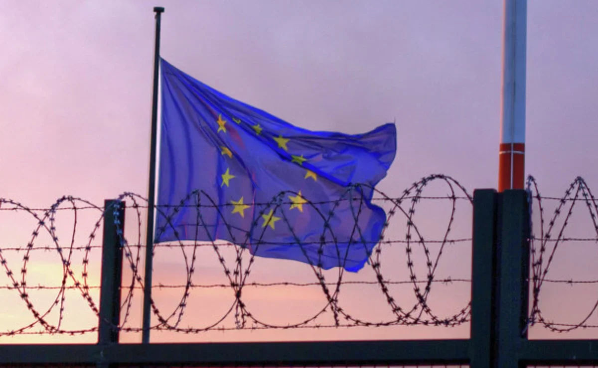 Numărul trecerilor ilegale ale frontierei cu Europa a scăzut cu o treime.