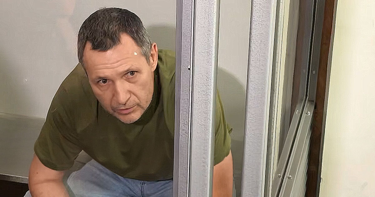 Omorul lui Parubii: Reținutul cere să fie schimbat pentru a găsi trupul fiului său căzut pe front.