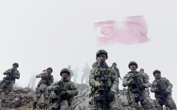 Турция начала новую военную операцию на севере Ирака.
