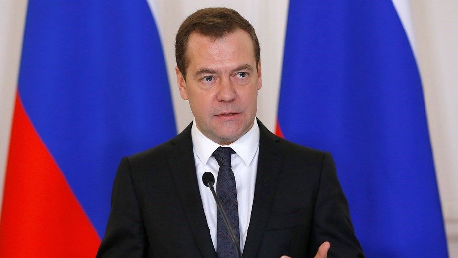 Медведев вновь пошутил про отсутствие денег.