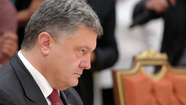 Порошенко заявил, что, безусловно, должно быть участие в консультациях Белоруссии и Казахстана.