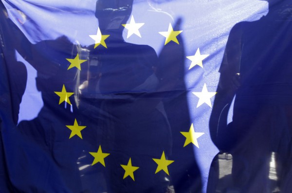 Дополнительные санкции коснутся торговли энергоресурсами из Крыма и нескольких категорий товаров.