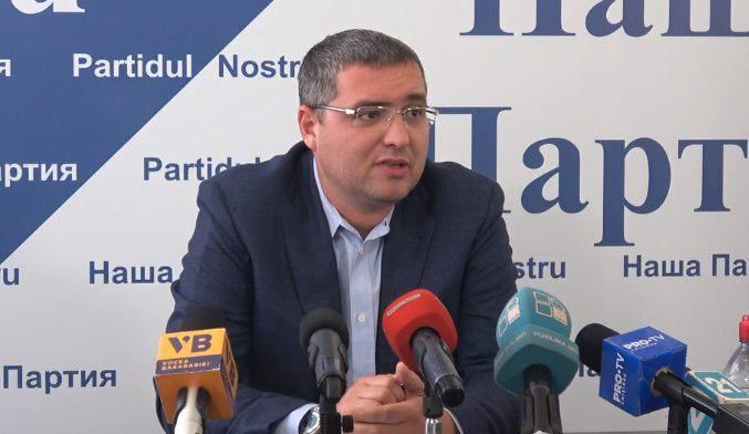 Лидер "Нашей партии" Ренато Усатый. 
