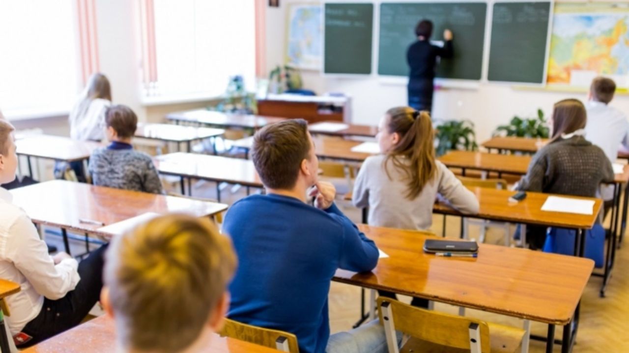 Profesorii cu grad didactic superior nu vor mai trece prin procesul de atestare.
