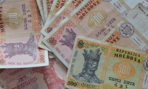 Adaosuri la salariu, precum şi alte premii băneşti vor fi oferite şi personalului tehnic.