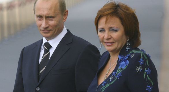 Mister descoperit: Cine este fosta soție a lui Vladimir Putin