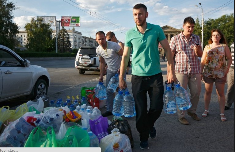 В приеме беженцев из юго-восточных областей Украины уже задействованы более 10 российских регионов.