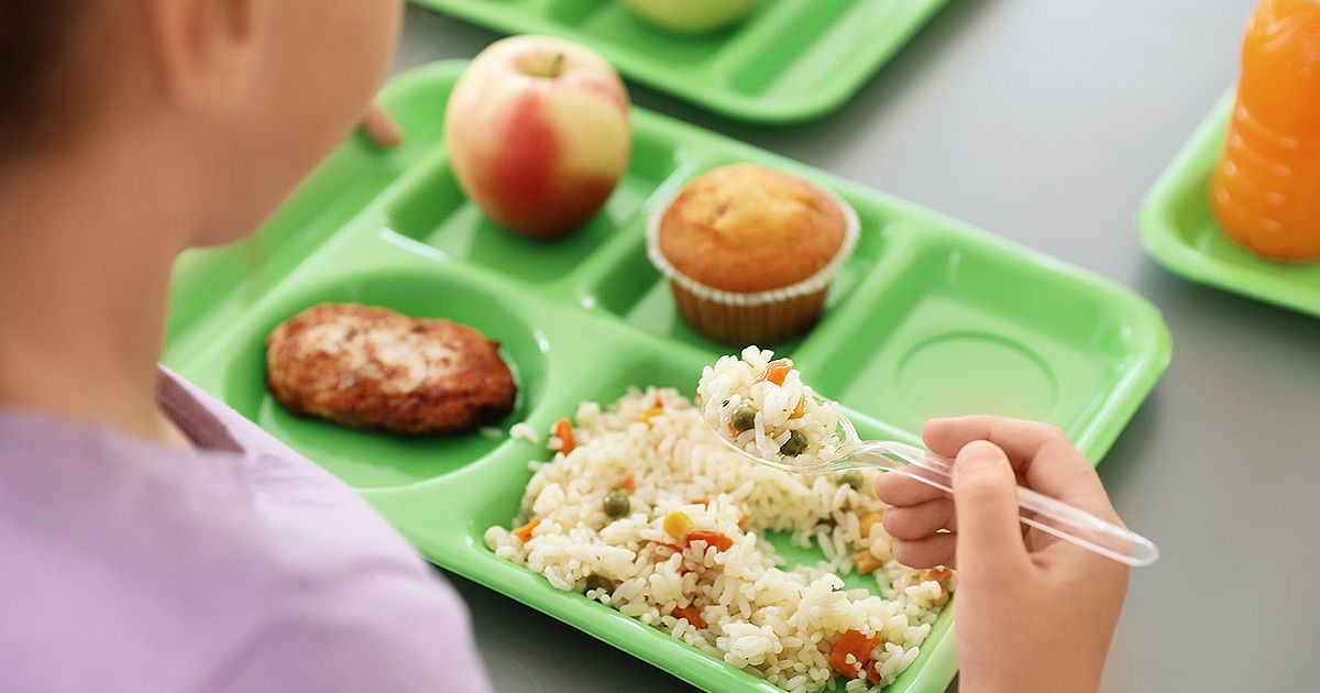 Alimentație gratuită, oferită pentru elevii din peste 1.000 de școli.