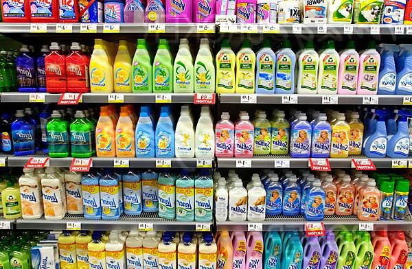 В России изымают из продажи импортные моющие средства.