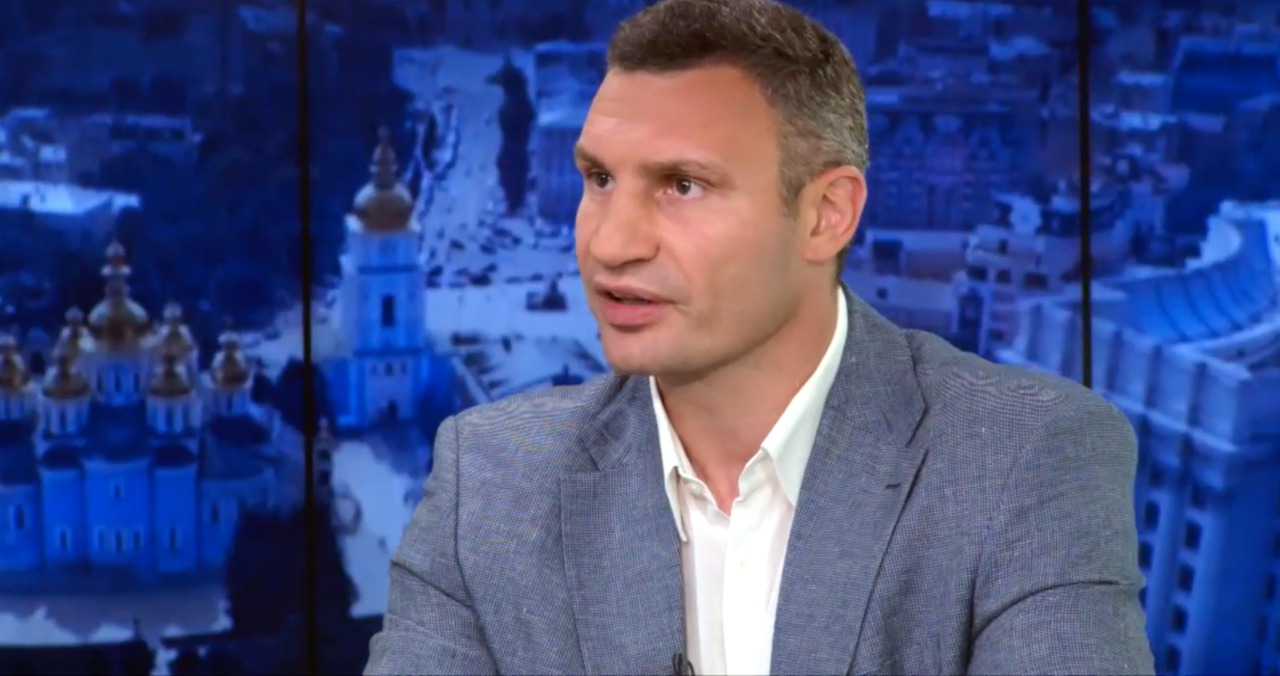 Мэр Киева Виталий Кличко заявил, что в украинской столице не хватает земельных участков для участников боевых действий в Донбассе.