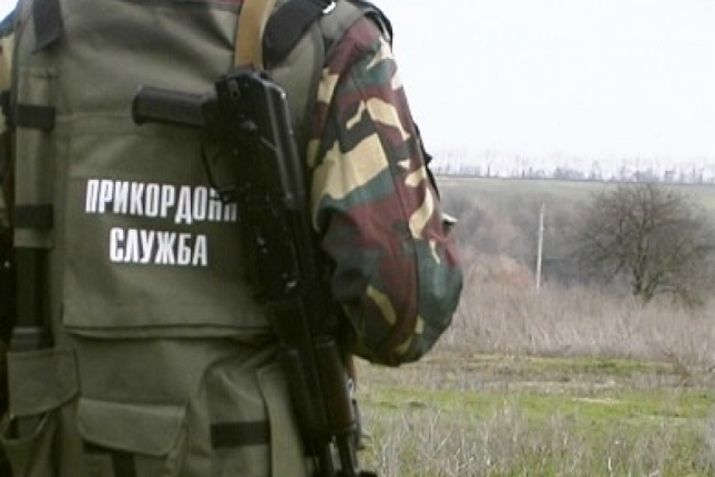 Украина укрепляет свои пограничные сооружения и осуществляет рытье траншей на определенных участках приднестровского сегмента границы.