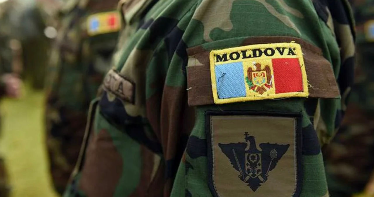 Autoritățile vor să reducă durata serviciului militar obligatoriu pentru a atrage tinerii în armată.