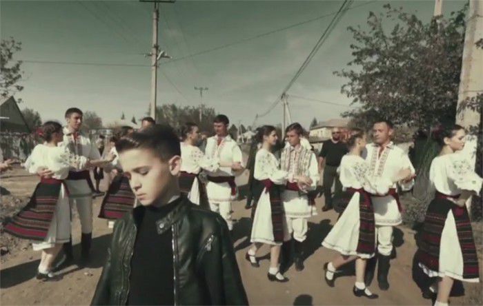 O trupă din Los Angeles a filmat un clip pe străzile din Moldova. Captură video