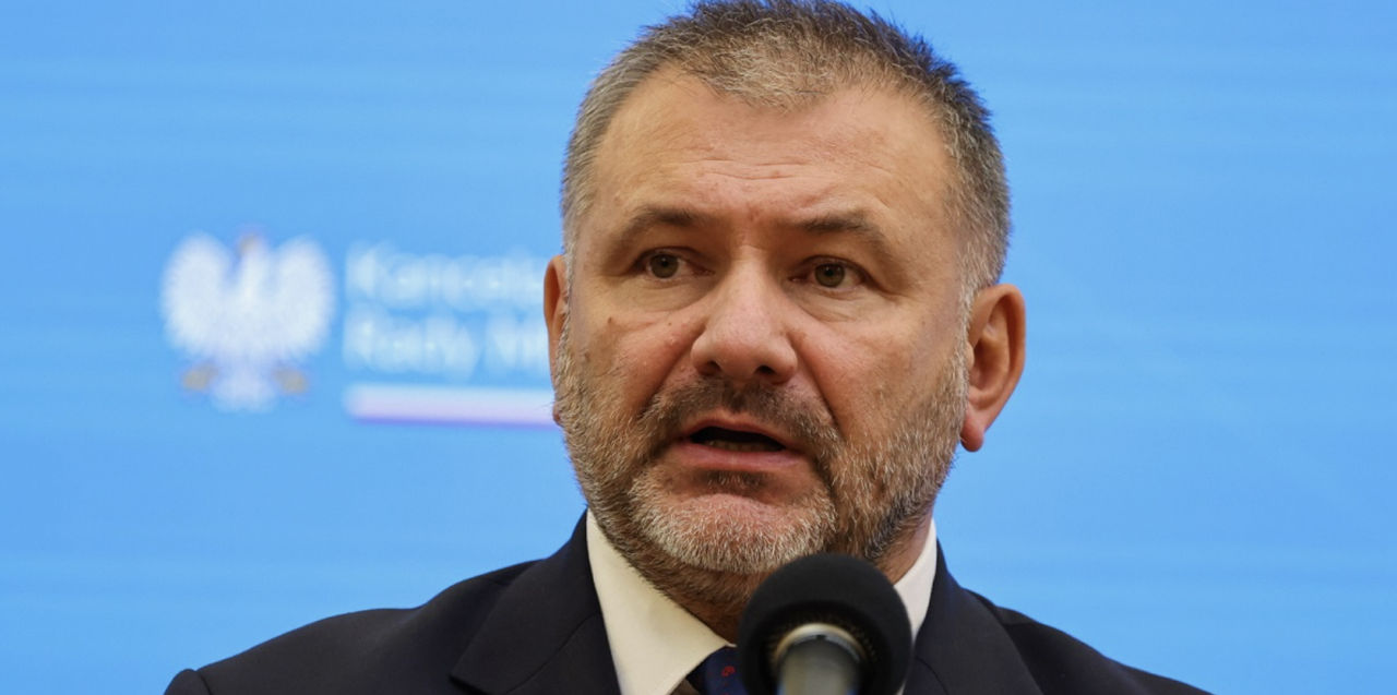Генпрокурор Польши хочет расследовать поведение Навроцкого у Конституционного трибунала.