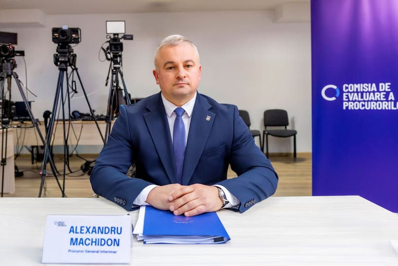 Procurorul general interimar, Alexandru Machidon, a promovat evaluarea externă.
