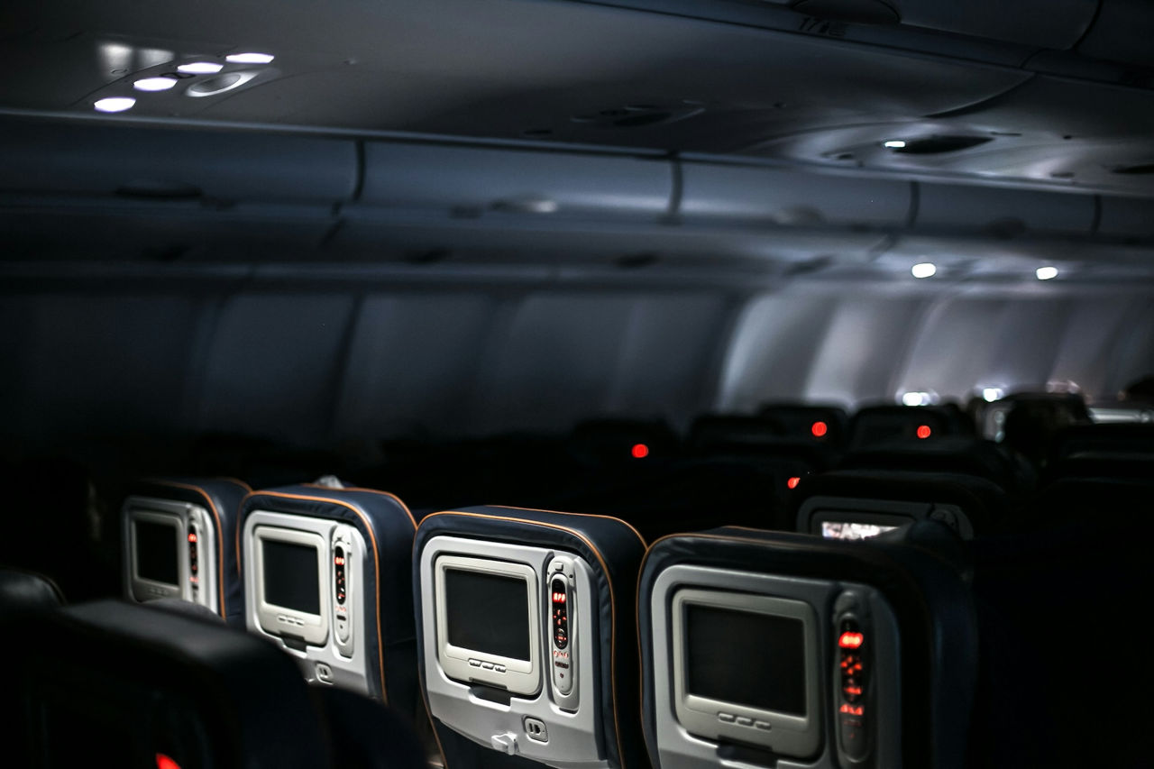 Amendă uriașă pentru un sud-coreean: A deschis ușa de urgență a avionului în zbor.
