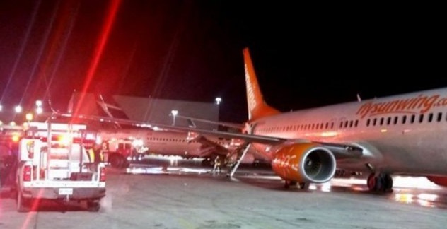 Două avioane s-au ciocnit pe aeroportul din Toronto