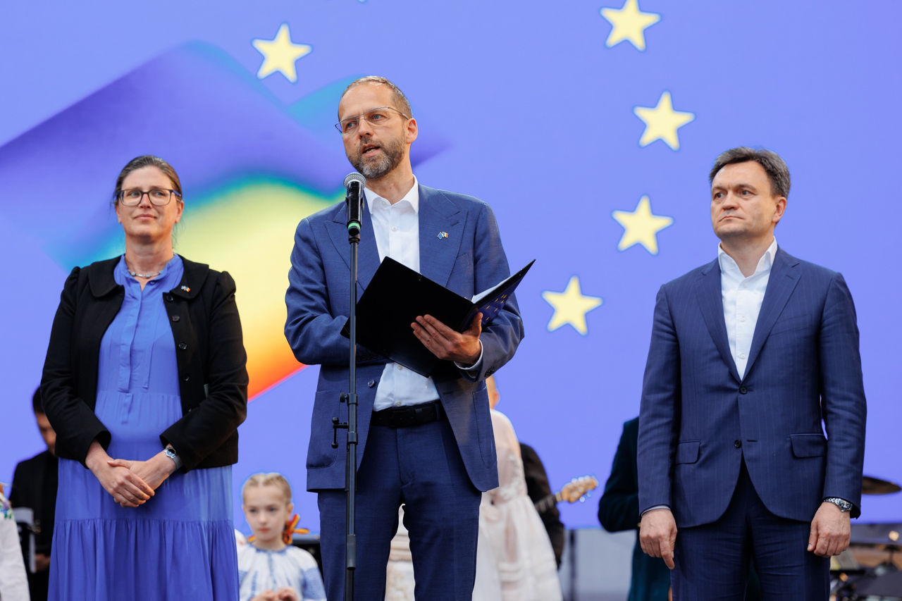 Посол ЕС в Молдове Янис Мажейкс.
