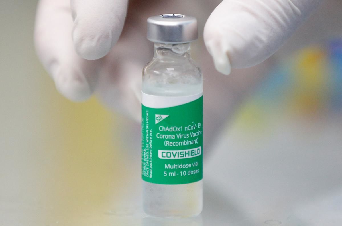 В Украине зафиксировали еще одну смерть после вакцинации AstraZeneca.