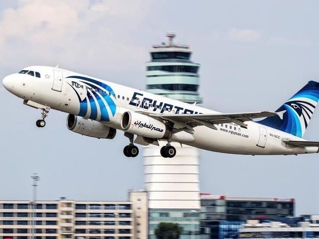 С борта упавшего А320 EgyptAir в последние сутки поступали многочисленные сигналы о неполадках.
