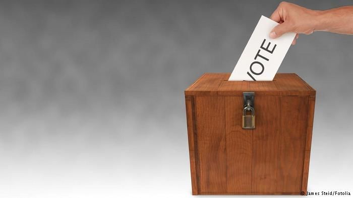 Cetăţenii îşi doresc schimbarea sistemului electoral. Foto: dw.com