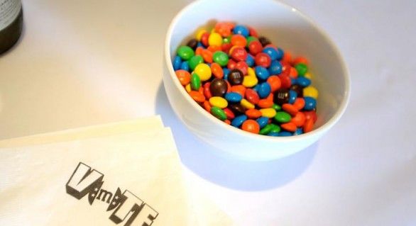 Tribunalul a decis că logo-ul „m&amp;m’s” este mult prea asemănător cu logo-ul „m” care este utilizat de marca suedeză de ciocolată Marabou.
