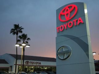 Grupul auto Toyota va face investiţii de circa 400 de milioane de euro într-o uzină din Franţa.