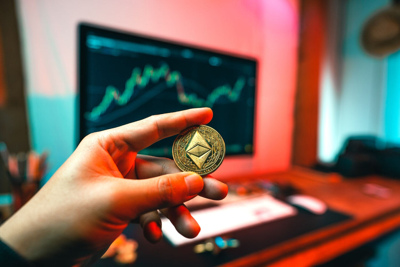 Prețul celei de-a doua criptomonede ca popularitate a atins un maxim multianual.
