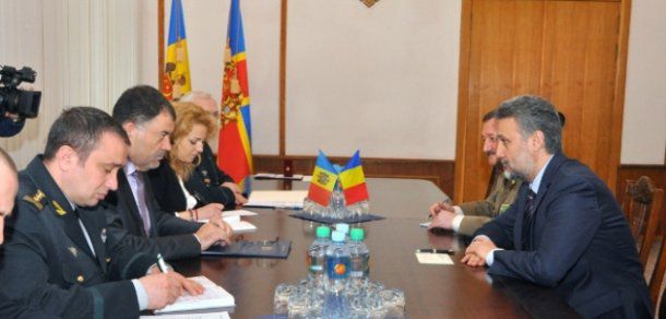 Dialog moldo-român la Ministerul Apărării. Foto: army.md
