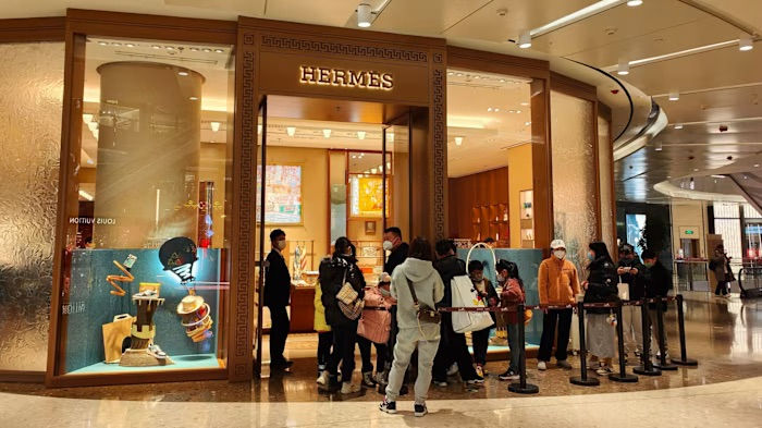 Brandul Hermes, acuzat de spionaj al clienților.