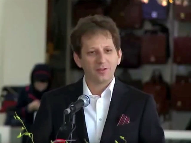 Иранский суд приговорил к смертной казни миллиардера Бабака Занджани - на момент ареста в 2013 году богатейшего человека страны.