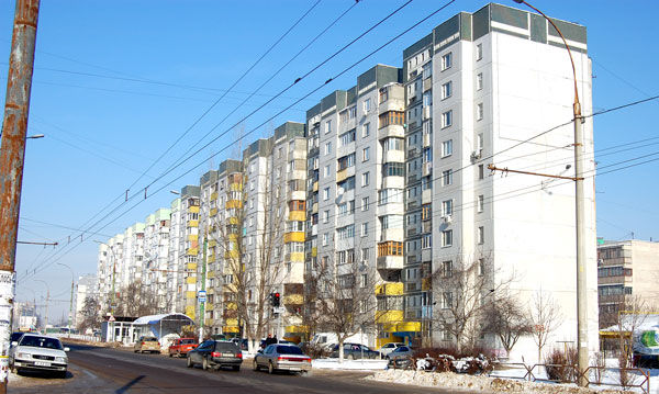 На рынке вторичного и первичного жилья вероятен небольшой ценовой спад.