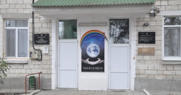 В столице у бездомных есть возможность получить питание и ночлег.