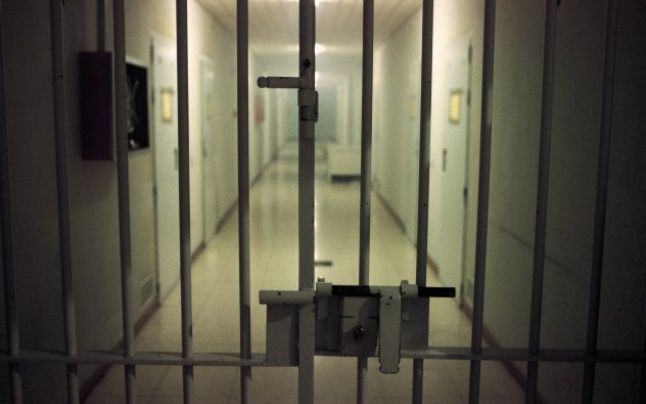 Inculpatul de 60 de ani a fost condamnat la 16 ani de închisoare.