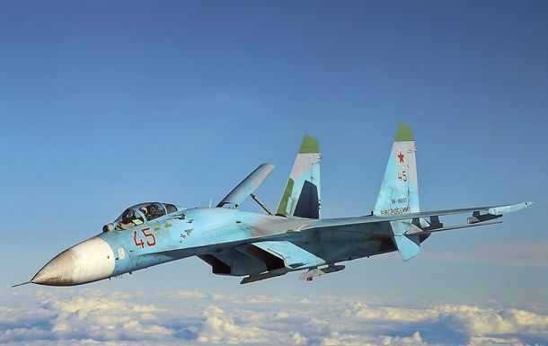 Самолеты подняли в воздух с целью проверки боевой готовности.