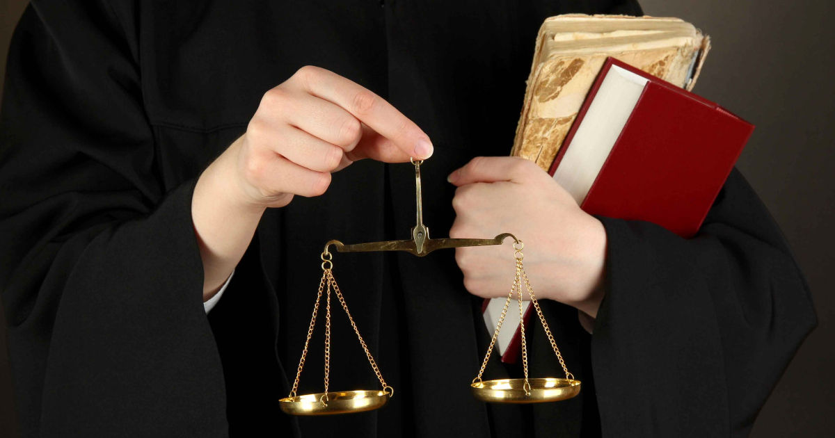 Avocat acuzat de trafic de influență, amendat cu 110.000 lei.