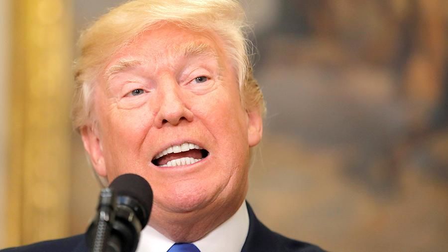 Президент США Дональд Трамп призвал допускать американцев до голосования только по удостоверению личности.