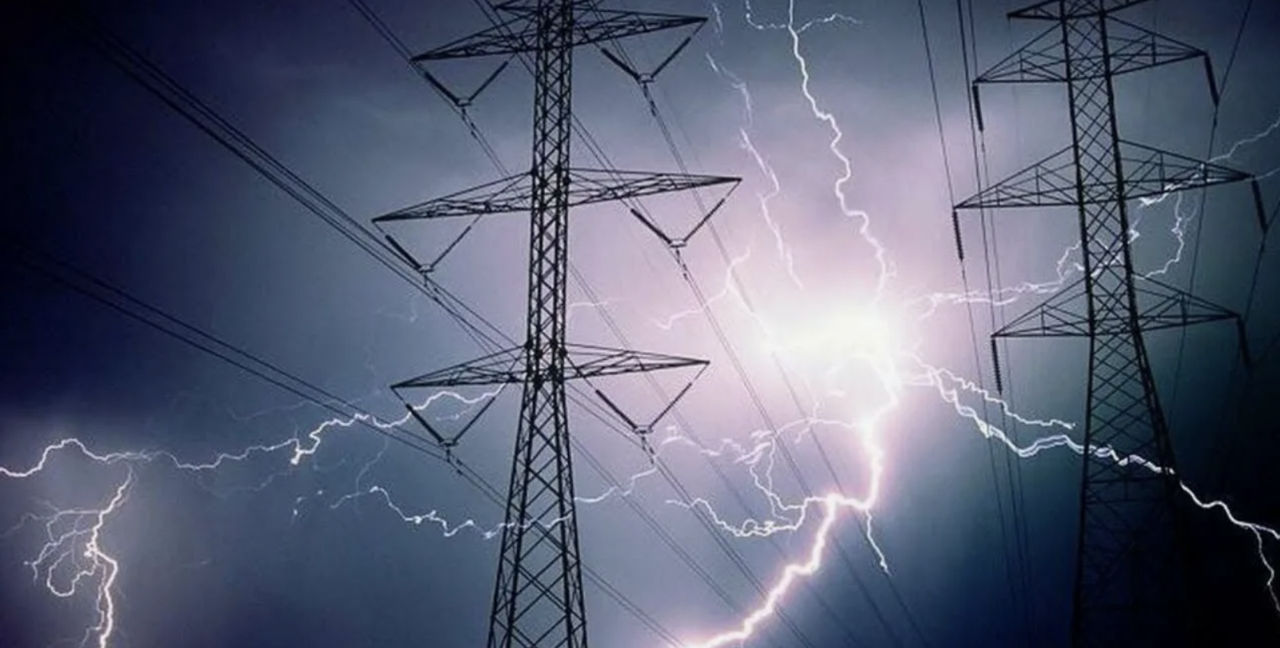 Premier Energy: Рекомендуем соблюдать правила безопасности в связи с жёлтым кодом метеоопасности.