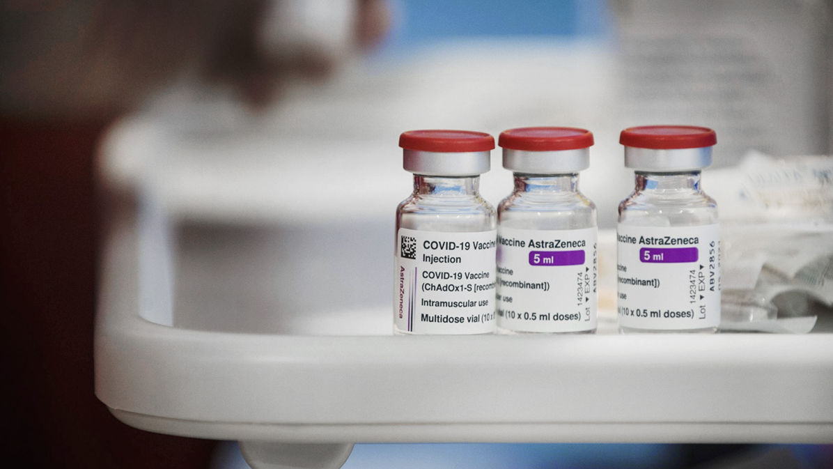 Нигерия уничтожит миллион доз вакцин компании AstraZeneca.
