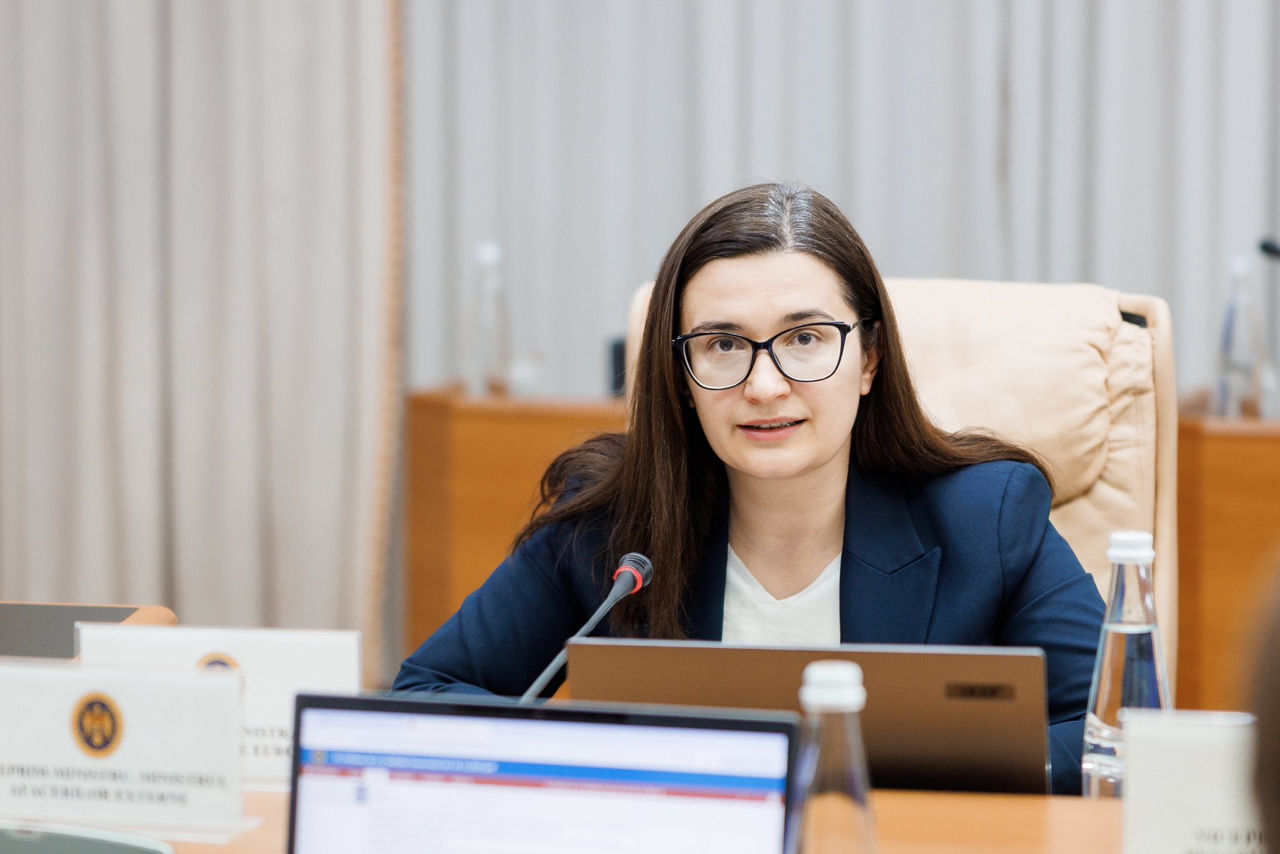 Gherasimov îndeamnă primarii să aplice politicile și reglementările UE la nivel local.