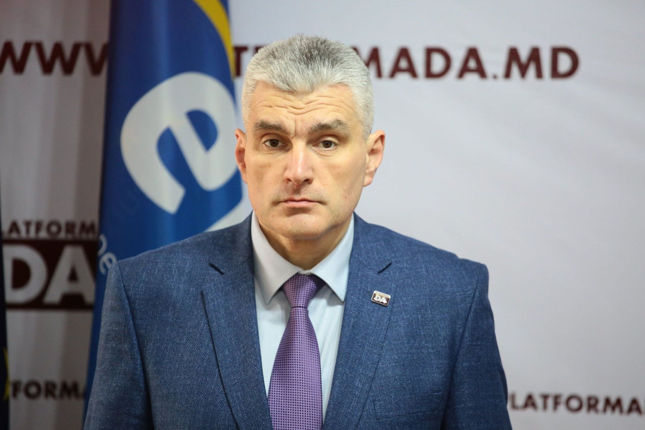 Slusari: Moldova are mai mulți pensionari decât contribuabili.