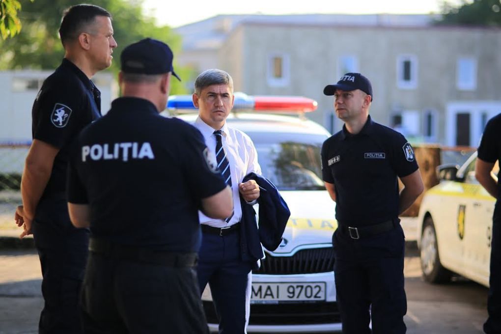 În acest an va fi construit un sector de poliţie şi 11, renovate. Foto: politia.md
