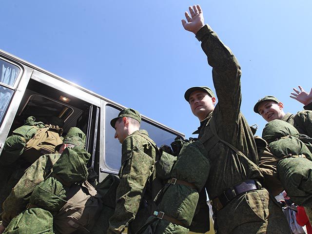 В Крыму отменили весенний призыв в армию.
