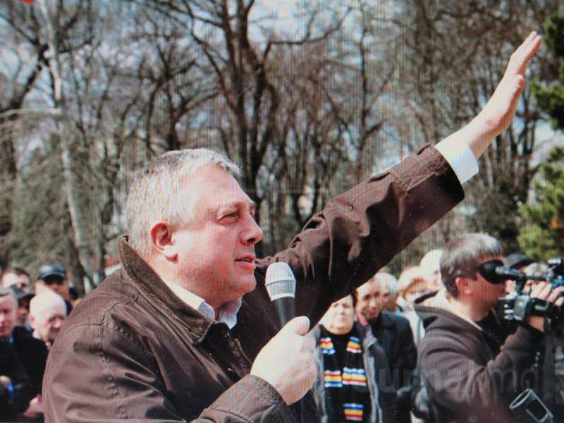 "То, что происходит в Кишиневе и то, что делает Чокан вместе с ЦИКом, это узаконенное беззаконие".