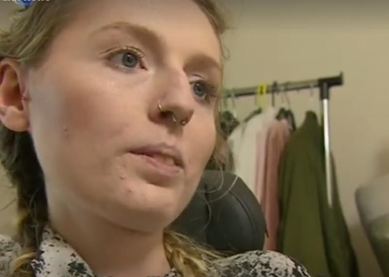 Femeia care s-a operat ca să nu mai fie nevoită să ajungă la toaletă. Foto: Digi24
