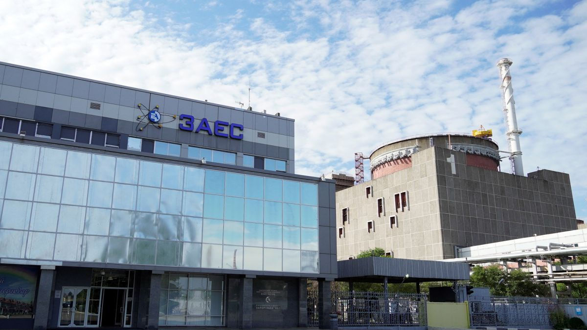 МАГАТЭ зафиксировало стрельбу на ЗАЭС: найдены гильзы возле реакторов.