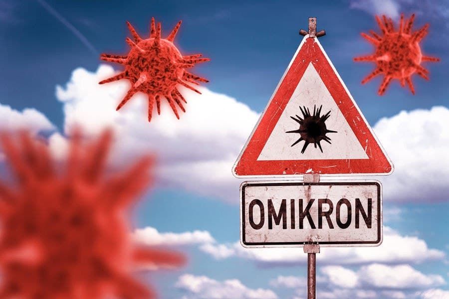 «Омикрон» стал самым заразным в мире вирусом после кори.