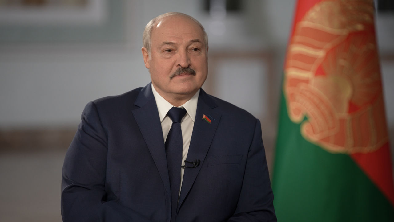 Лукашенко поздравил народ Молдовы с годовщиной победы в ВОВ.