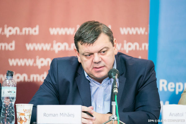 Михаеш считает, что после отставки правительства, Санду и Настасе придут к Додону на переговоры.
